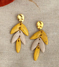 Boucles d'oreilles pendantes "Pétales"