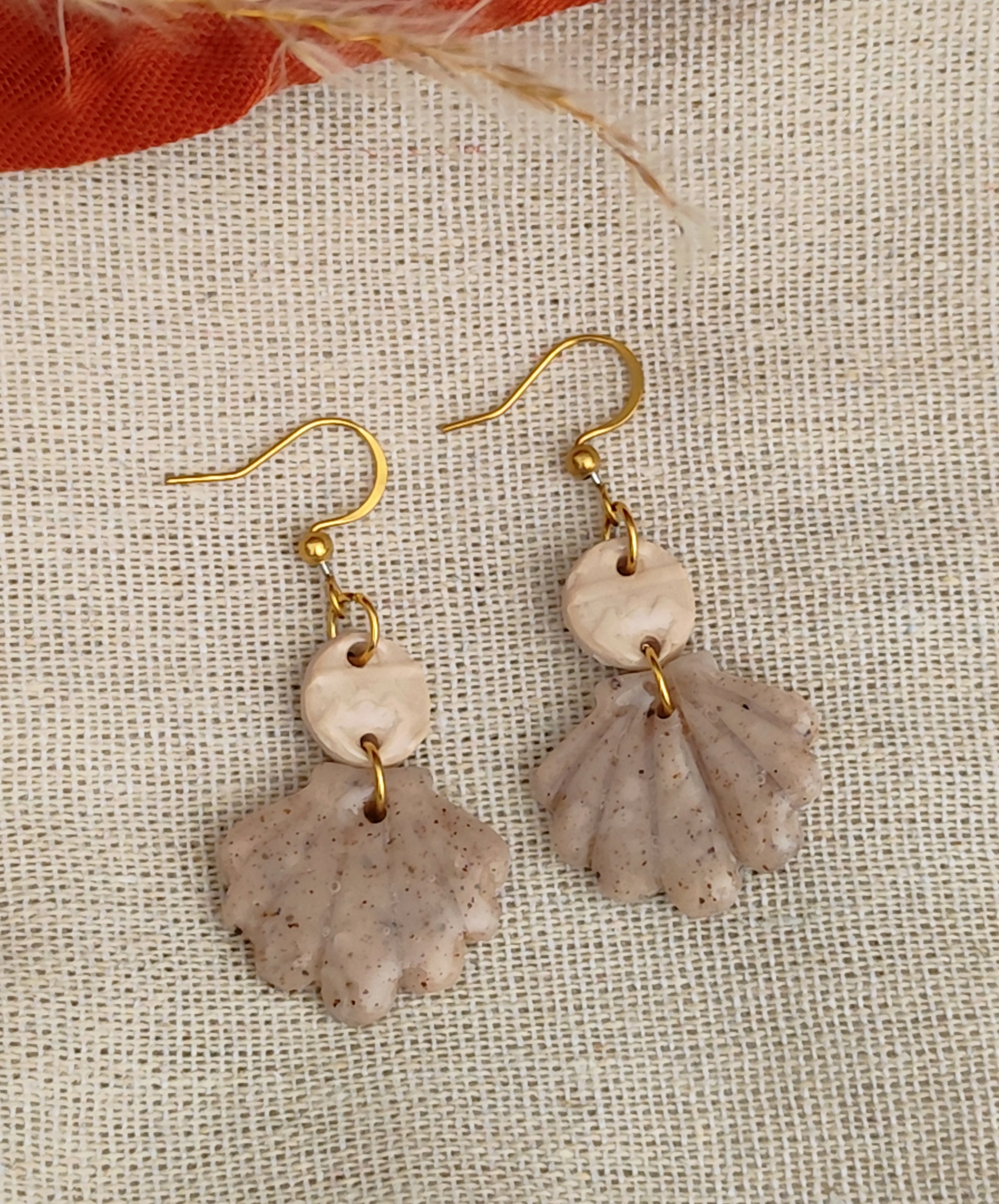 Boucles d'oreilles pendantes "Coquillage"