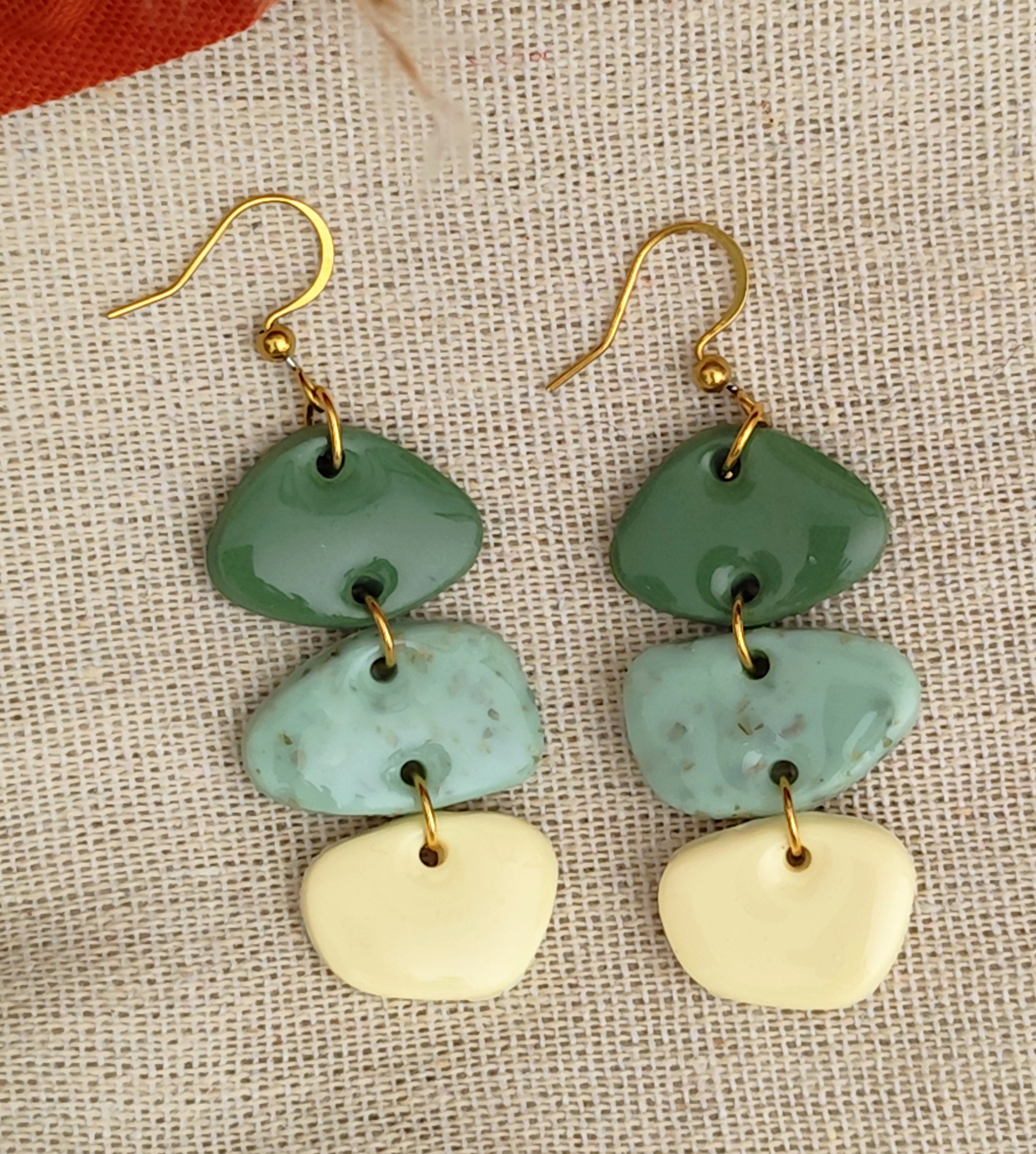 Boucles d'oreilles pendantes "Pierre"