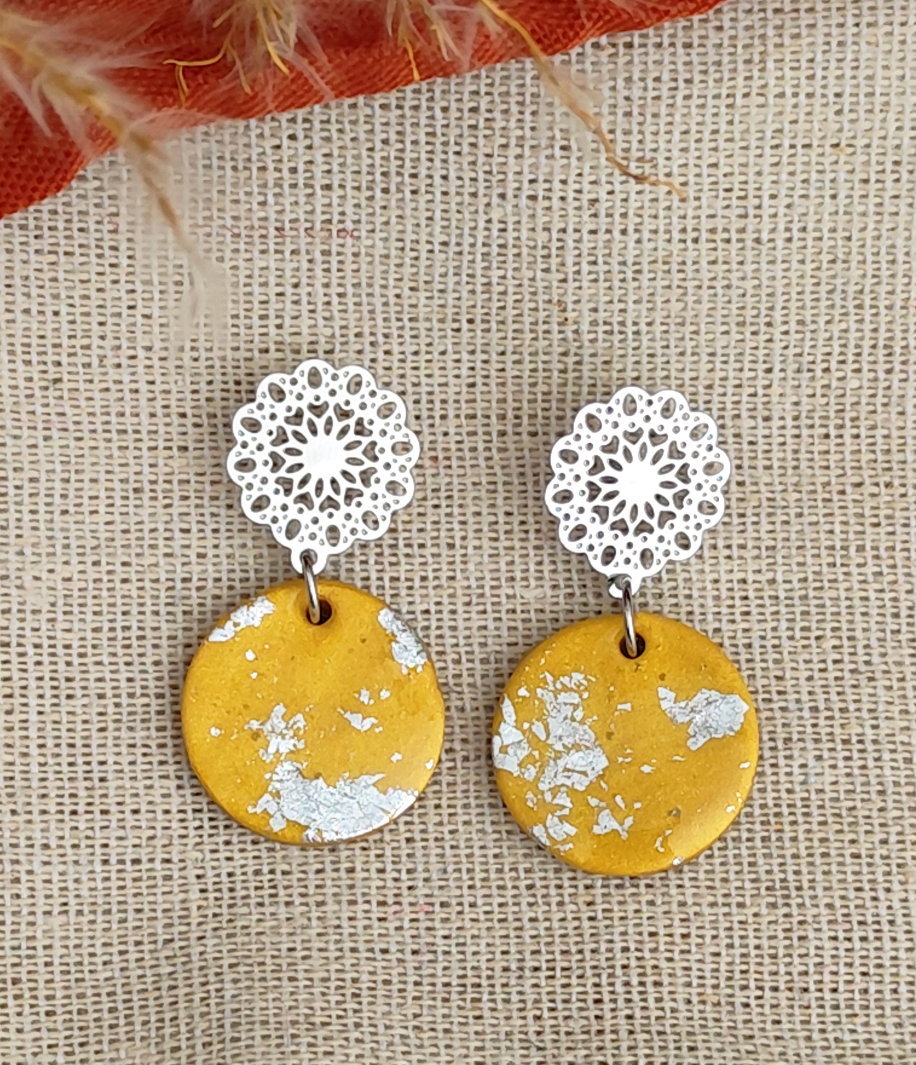 Boucles d'oreilles pendantes "Soleil d'été"